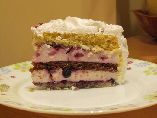 Cake with blueberries cream (2013 January)