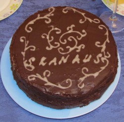 Chocolate Twix cake (2012 Ocotber)