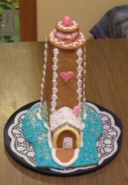 My son’s gingerbread lighthouse (2012 December)