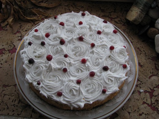 White chocolate cake for my Mum’s birthday (2012 October)