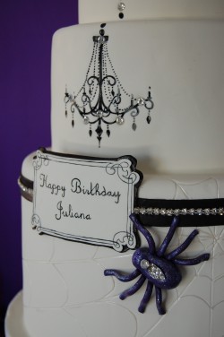 Cake with Halloween spider