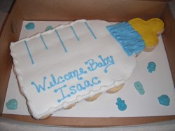 Baby shower cupcake cake