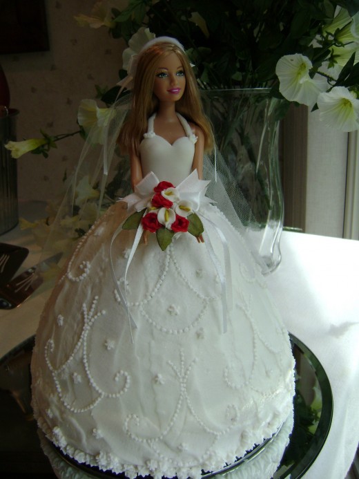 Bridal shower cake