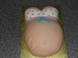 Baby shower cake