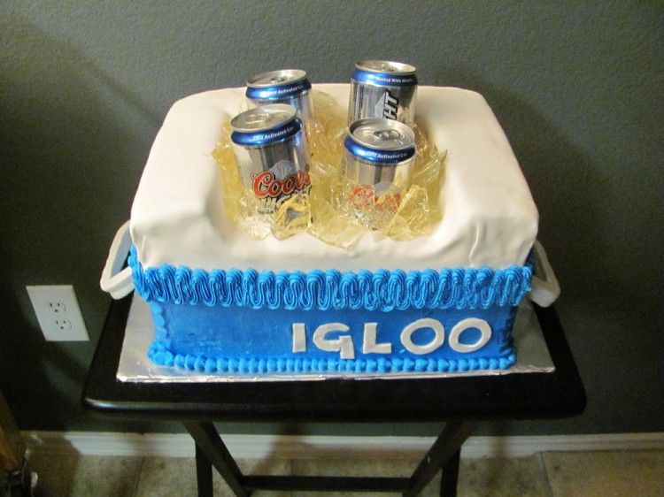 Beer fondant cake