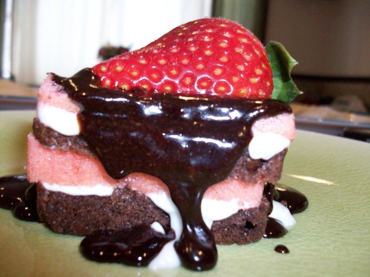 Chocolate strawberry cake