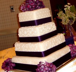 Fondant wedding cake