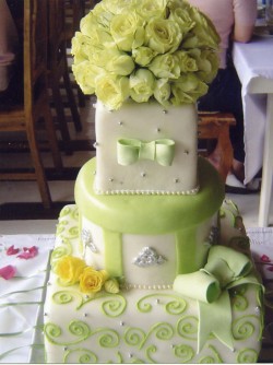 White green wedding cake