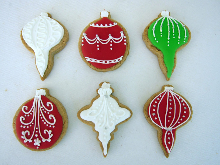 Gingerbread cookies – Christmas trees toys