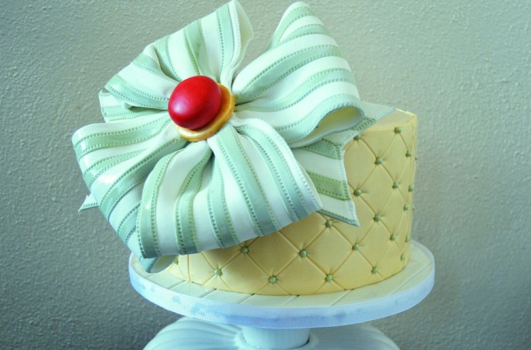 Cute fondant cake