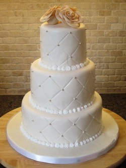 Wedding cake with ivory roses