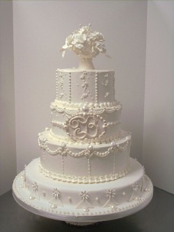 White elegant wedding cake