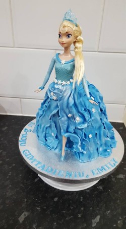 Cake – Frozen Elsa