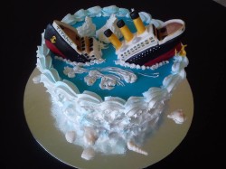 Birthday Cake – Titanic