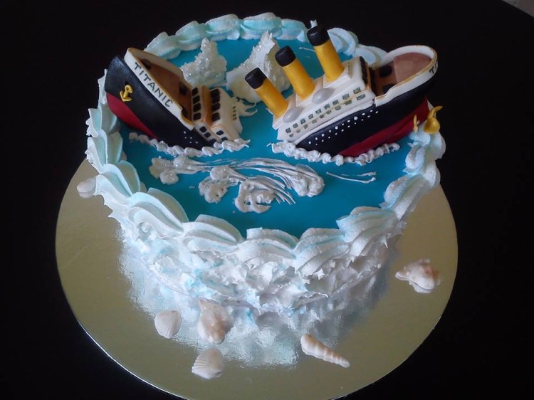 Birthday Cake – Titanic